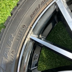 スタッドレスアルミセット225/45R18売りますの画像