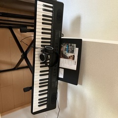 電子ピアノ&専用椅子の画像