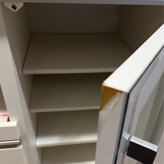 食器棚の画像