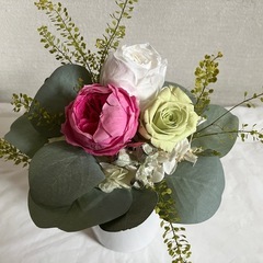 手作りプリザーブドフラワーの仏花の画像