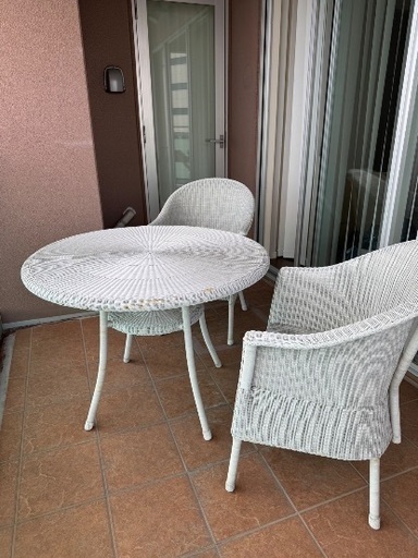 ガーデン用テーブルと椅子のセット