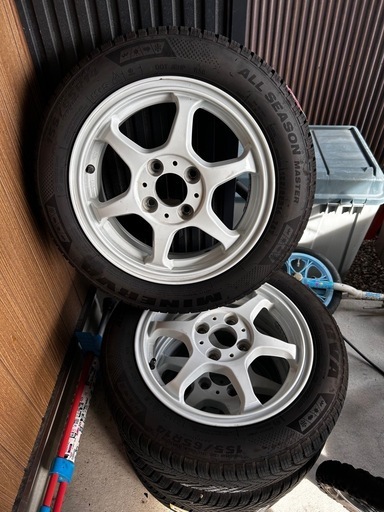 オールシーズン　155/65R14　1シーズンのみ使用