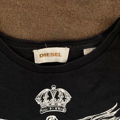 DIESELのTシャツの画像