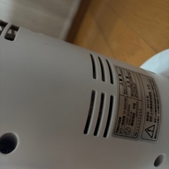 TEKNOS製タワー扇風機の画像