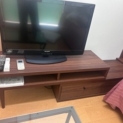 テレビボードの画像