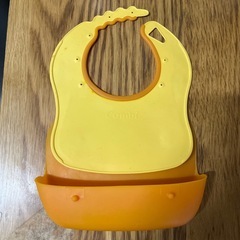 【受け取り者決まりました
】離乳食エプロン　2枚の画像