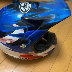 アライ　ヘルメットの画像