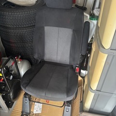 三菱　デリカD5 　CV5W  前期　運転席、助手席純正シートの画像