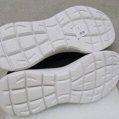 👞【シューズ】入荷! 新品スケッチャーズ スリップインズ(26.5cm)3【サイズの合わなかった靴かいます】の画像
