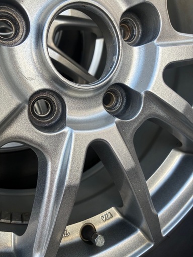 205/60 R16　スタッドレスタイヤ