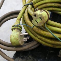 ≪★zyt2452ジ≫ 新ダイワ マイティウインチ SW151R 150kg AC100V 通電OK ジャンク扱い現状品 70914-07の画像