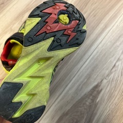 キッズスニーカーの画像