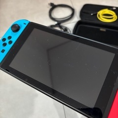 Switch 本体　付属品付きの画像