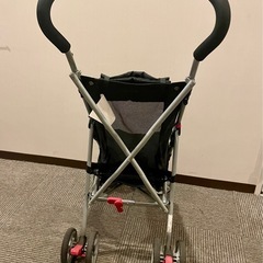 折りたたみベビーカーの画像