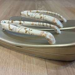 【お話し中】　
成人式　バッグ　草履の画像