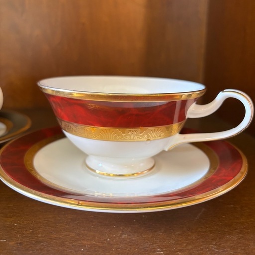 【Noritake/ノリタケ】フィッツジェラルド ヘミングウェイ ボーンチャイナ 高級ティーカップ＆ソーサー 2客 金彩