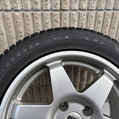 お値引きしたした。プジョー308にはいていたスタッドレスタイヤ
の画像