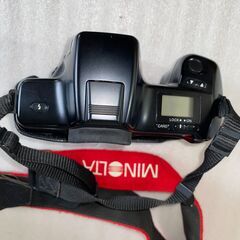MINOLTAα5700i AF一眼レフフィルムカメラ (toshi) 林間田園都市