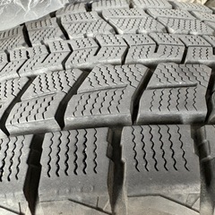 スタットレスタイヤの画像