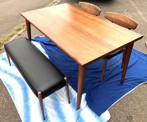 大塚家具 ◆ダイニングセット◆ ダイニングテーブル 1350mm 椅子2脚 ベンチ ダークブラウン