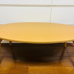折りたたみテーブルの画像