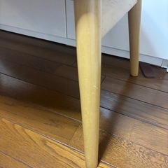 折りたたみテーブルの画像