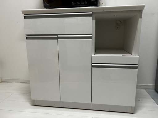 ニトリ　食器棚