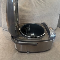 象印マホービンIH炊飯器 NPGF05 の画像