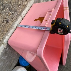 ピンクのカラーボックスの画像