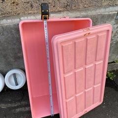 ピンクのカラーボックスの画像