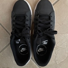 NIKE くつ靴の画像