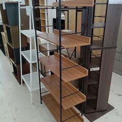 リユースのサカイ栃木店★ジモティ割あり★  ラック ブラウン×ブラック W72×D31×H152 クリーニング済み TC10801の画像