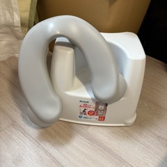リッチェル　踏み台と補助便座