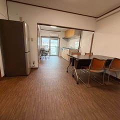 内装、防水職人　月収30万～40万内装業 正社員 募集の画像