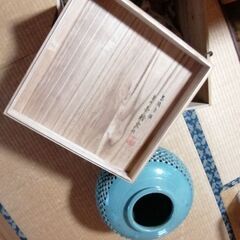 壺　大きめ　青山作　グリーン色の画像
