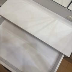 三面鏡付き　ドレッサーの画像