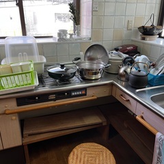 大至急！！　大量の食器、鍋類を全て（これまで使用してきたもの）２3日（火）までの画像