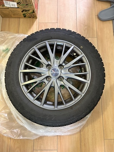 中古スタッドレスタイヤ ホイール付き［4本セット］ (ハルト