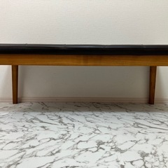 ヴィンテージデザイン ベンチの画像