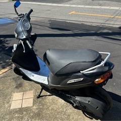 【人気車両】通勤快速❗️速い、軽い、高燃費‼️　アドレス125g(CF4EA)走行距離4936　社外マフラー付き❣️　セキュリティ機能付き❗️シート新品張替済み❗️ 原付2種　スクーター　バイクの画像