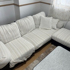 ソファ　　カバー付きの画像