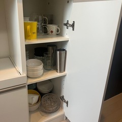 食器棚の画像