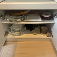 食器棚の画像