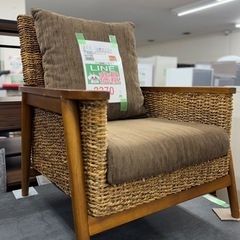 🉐LINE会員限定スペシャル価格🉐【1人掛けソファ】3750円　18ー132の画像