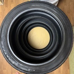 215/45r17  タイヤ溝バリ山  4本の画像