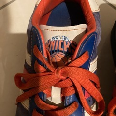 美品adidasスニーカーの画像