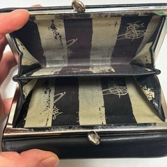 【値下げ】Vivienne Westwood ヴィヴィアンウエストウッド　二つ折り財布の画像