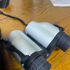 双眼鏡 ケース付きの画像
