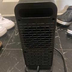 小型ファンヒーターの画像