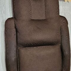 ニトリ 肘付き座椅子 茶の画像
